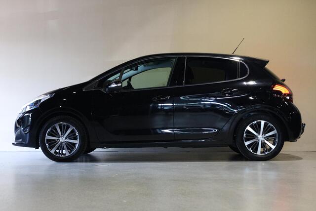 Peugeot 208 1.2 PureTech Allure |Camera |Carplay |Cruise