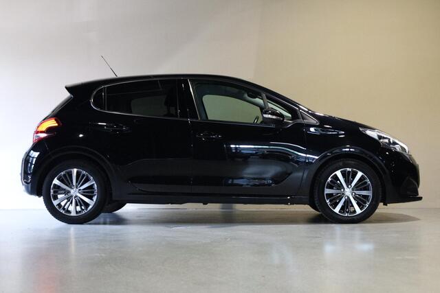 Peugeot 208 1.2 PureTech Allure |Camera |Carplay |Cruise