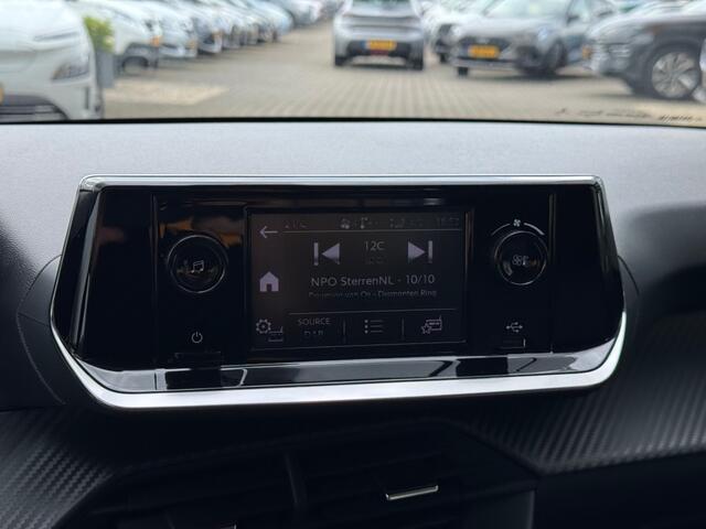 Peugeot 208 1.2 Puretech Like - slechts 18.000 km !!
