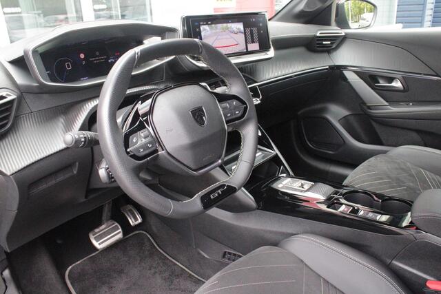 Peugeot 208 1.2 Hybrid 145PK AUTOMAAT GT PACK | ELEKTRISCH BEDIENBARE BESTUURDERSSTOEL MET MASSAGE FUNCTIE | ALCANTARA BEKLEDING | STOEL VERWARMING | CRUISE CONTROL | DAB+ RADIO | APPLE CARPLAY/ANDROID AUTO | FULL LED KOPLAMPEN | KEYLESS ENTRY/START | 17" LICHTMETALE
