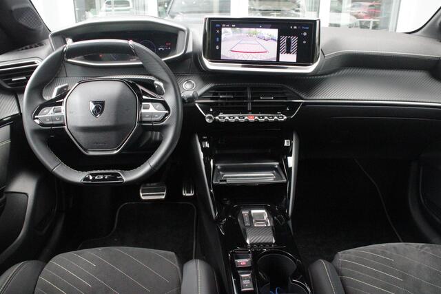 Peugeot 208 1.2 Hybrid 145PK AUTOMAAT GT PACK | ELEKTRISCH BEDIENBARE BESTUURDERSSTOEL MET MASSAGE FUNCTIE | ALCANTARA BEKLEDING | STOEL VERWARMING | CRUISE CONTROL | DAB+ RADIO | APPLE CARPLAY/ANDROID AUTO | FULL LED KOPLAMPEN | KEYLESS ENTRY/START | 17" LICHTMETALE