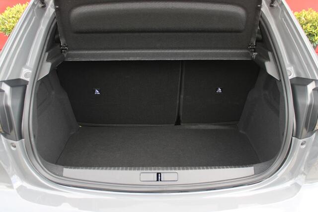 Peugeot 208 1.2 Hybrid 145PK AUTOMAAT GT PACK | ELEKTRISCH BEDIENBARE BESTUURDERSSTOEL MET MASSAGE FUNCTIE | ALCANTARA BEKLEDING | STOEL VERWARMING | CRUISE CONTROL | DAB+ RADIO | APPLE CARPLAY/ANDROID AUTO | FULL LED KOPLAMPEN | KEYLESS ENTRY/START | 17" LICHTMETALE