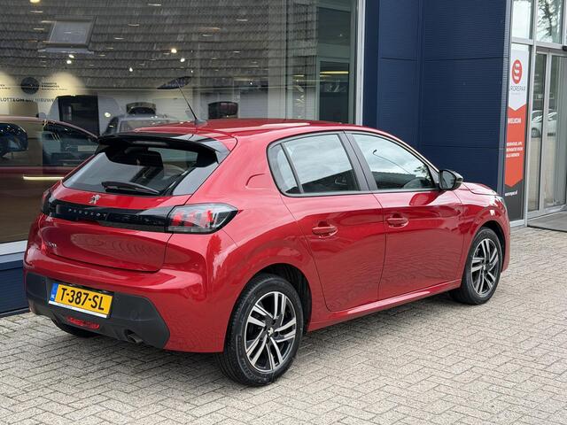 Peugeot 208 1.2 Turbo 100PK Active Pack | 6-Bak | Navigatie via Telefoon | Stoelverwarming | Lichtmetalen Velgen | 1e Eigenaarsauto met slechts 15000 KM | Airconditioning | Cruise Control | Parkeersensoren | Elektrisch Pakket | Multimediascherm | Multifunctioneel Stu