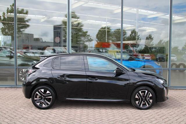 Peugeot 208 1.2 Hybrid 110 e-DCS6 Automaat Allure Airco Carplay Rondom sensoren Nieuwstaat