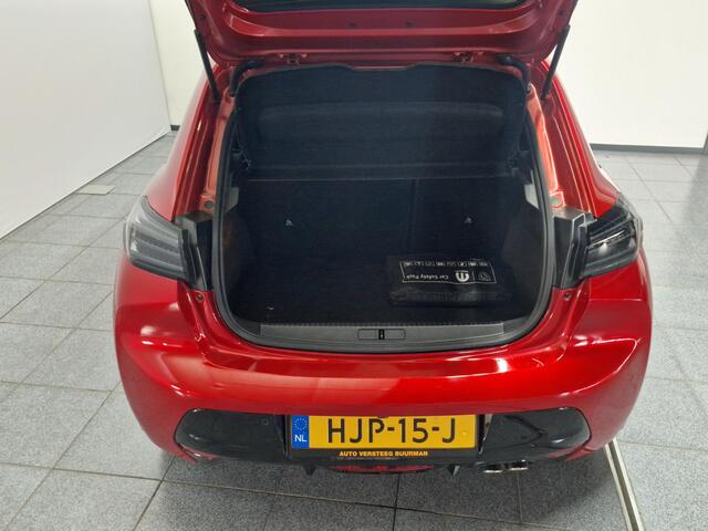 Peugeot 208 1.2 Hybrid 145 e-DCS6 GT Automaat, CruiseControl, Dodehoek, Keyless Entry/Start, Applecarpl./Andr. Auto, Achteruitrijcamera, Navigatie