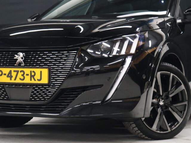Peugeot 208 1.2 GT Pack [PANORAMADAK, CAMERA, APPLE CARPLAY, TREKHAAK, ANDROID, PDC, STOELVERWARMING, CRUISE, LANE ASSIST, MULTI FUNCTIONEEL STUURWIEL, LED, AUTOMAAT, NAVIGATIE, NIEUWSTAAT]