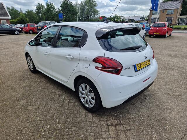 Peugeot 208 1.2i "Blue Lion" 5 Deurs - Cruise - Navi - Airco - Apk 16-05-2027 !!
