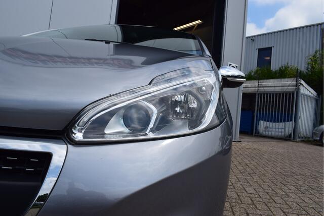 Peugeot 208 1.2 Allure 110PK | Automaat | NL-Auto | Apple Carplay/Android Auto