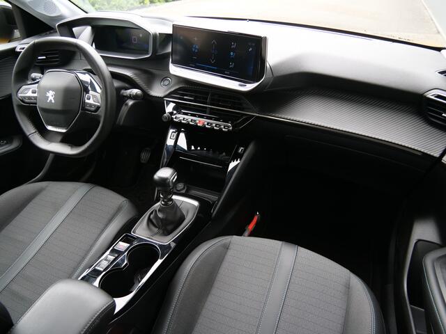 Peugeot 208 1.2 PureTech 100pk Allure Pack Camera /Trekhaak / Apple Carplay
