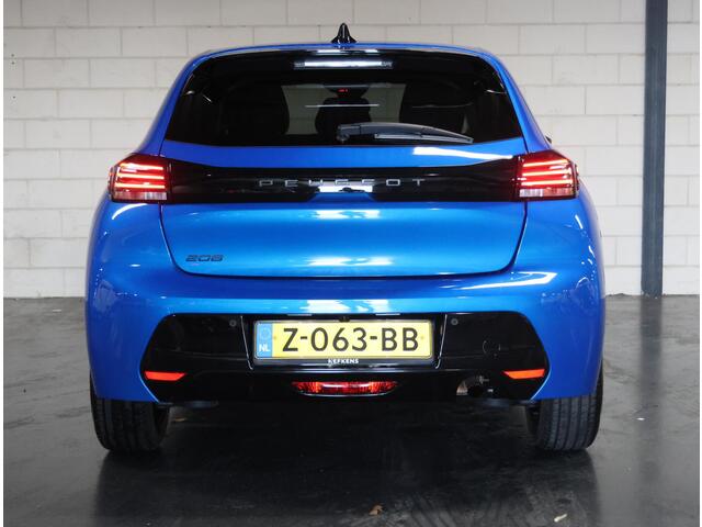 Peugeot 208 100PK Allure | 1ste eigenaar | AppleCarplay/AndroidAuto | Parkeersensoren | FULL LED | Navigatie | Lederen Stuurwiel | 360'Camera | Climate Control | Cruise Control | 16" LMV | Isofix | Privacy Glass | Dodehoekdetectie |