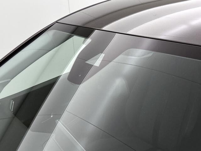 Peugeot 208 100 pk Allure Pack | Rijklaar | Keyless Entry | Camera | Stoelverwarming |