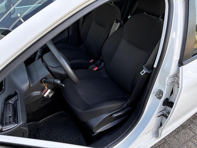 Peugeot 208 1.2 PureTech Blue Lion
