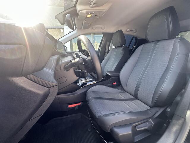 Peugeot 208 1.2 PureTech Allure Pack | Adaptive Cruise Control | Parkeercamera/-sensoren | Keyless Start | Apple Carplay/Android Auto | Climate Control | i-Cockpit | Navigatie | DAB | Full LED | Dealer Onderhouden |