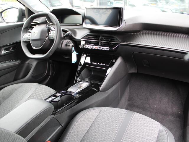 Peugeot 208 1.2 Hybrid 110 e-DCS6 Allure | Navi / Camera / Climate
