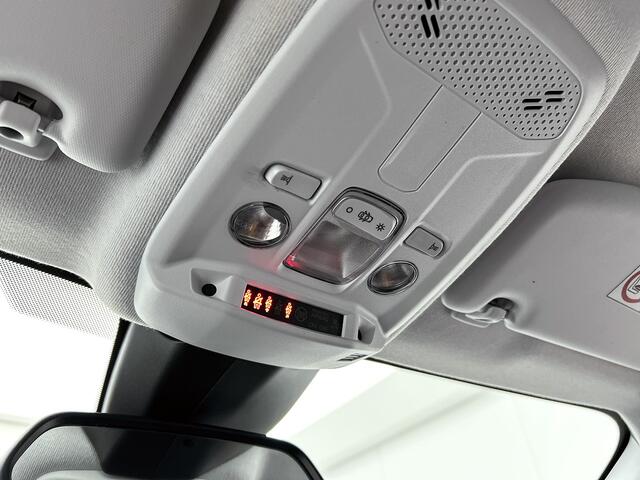 Peugeot 208 100pk Allure Pack | Rijklaar | Keyless | Camera | Stoelverwarming |