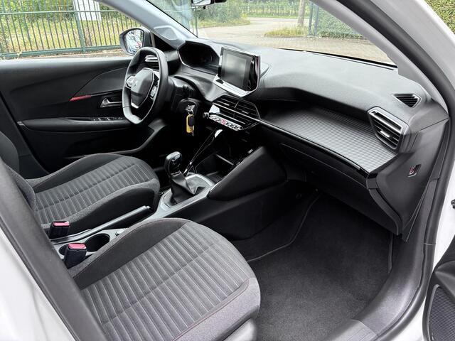 Peugeot 208 1.2 PureTech Active Airco Camera Navi Lmv
