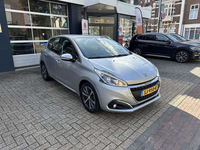 Peugeot 208 1.2 PureTech Blue Lease Premium Airco/Camera/Cruise/Apple CarPlay/Android auto Eurorepar