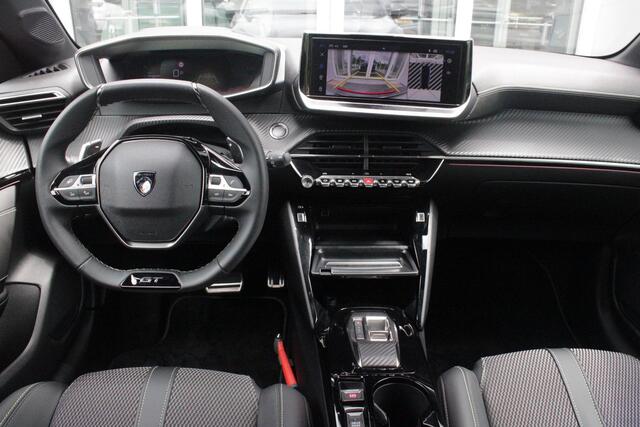 Peugeot 208 1.2 Hybrid 145PK AUTOMAAT GT | CAMERA VOOR + ACHTER | NAVIGATIE | DRAADLOZE APPLE CARPLAY/ANDROID AUTO | FULL LED KOPLAMPEN | LICHTMETALEN VELGEN 17" | DODEHOEK DETECTIE | DRAADLOZE TELEFOONLADER | KEYLESS ENTRY/START | DAB+ RADIO | ADAPTIVE CRUISE CONTRO