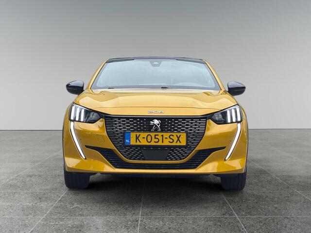 Peugeot 208 GT 1.2 Turbo 100pk | PANODAK | DODEHOEKBEW. | KEYLESS ENTRY | NAVI | CAMERA | DRAADLOZE TELEFOONLADER | DAB+ | CLIMA | CRUISE CONTROL