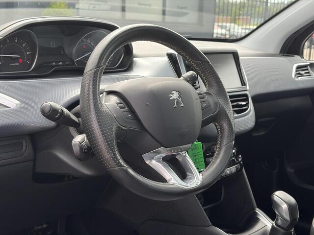 Peugeot 208 1.2 PureTech Allure 2e Eigenaar,110pk,Dealer Onderhouden,Pano,Carplay,Camera,Clima,Cruise,5 Deurs,Halfleder,Pdc,N.A.P,Lm velgen,Apk tot 05-2027