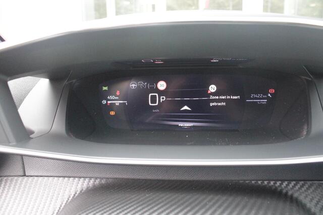 Peugeot 208 1.2 Hybrid 145PK AUTOMAAT GT | CAMERA VOOR + ACHTER | NAVIGATIE | DRAADLOZE APPLE CARPLAY/ANDROID AUTO | FULL LED KOPLAMPEN | LICHTMETALEN VELGEN 17" | DODEHOEK DETECTIE | DRAADLOZE TELEFOONLADER | KEYLESS ENTRY/START | DAB+ RADIO | ADAPTIVE CRUISE CONTRO