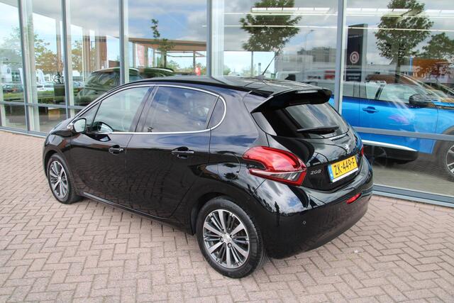 Peugeot 208 1.2 PureTech Allure Airco Navi Carplay Dealer onderhouden