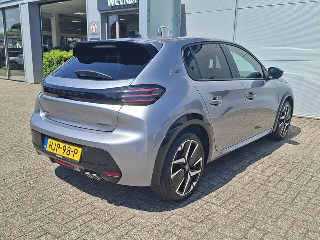 Peugeot 208 1.2 Hybrid 145 e-DCS6 GT - Carplay | 3D Dashboard | 360 cam. | Ad. Cruise