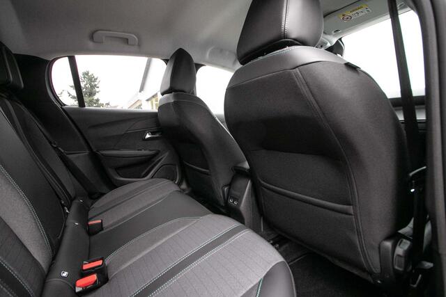 Peugeot 208 1.2 PureTech 100 Allure | Adapt.cruise | Apple cp/Android auto