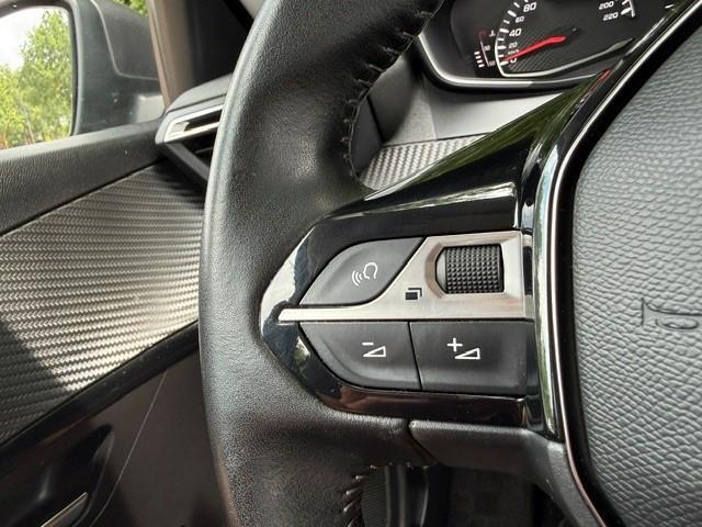 Peugeot 208 1.2 Puretech Allure/NW Distributieriem/Airco/Cruise/Trekhaak/Carplay