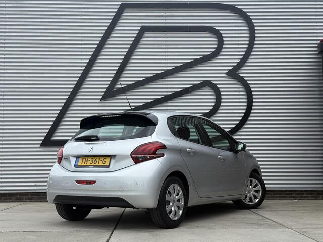 Peugeot 208 1.2 PureTech Blue Lion 2e Eigenaar|Carplay|Cruise|PDC|Navi|Airco|Elek ramen|N.A.P|APK tot 07-2027