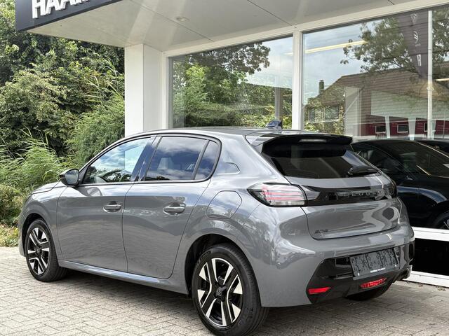 Peugeot 208 1.2T 100pk Allure | Parkeersensoren | Cruise Control | Privacy Glass | Draadloos Apple Carplay/Android Auto
