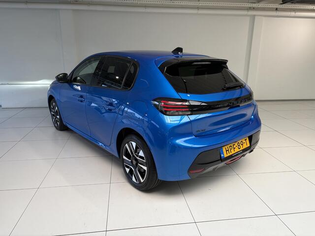 Peugeot 208 1.2 PureTech 100 Allure | Navigatie | Camera voor en achter | Blind Spot Monitor |