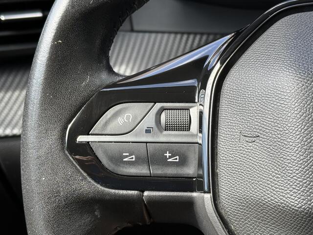 Peugeot 208 1.2 PureTech Allure l Virtual Cockpit l Camera l Navi l Carplay