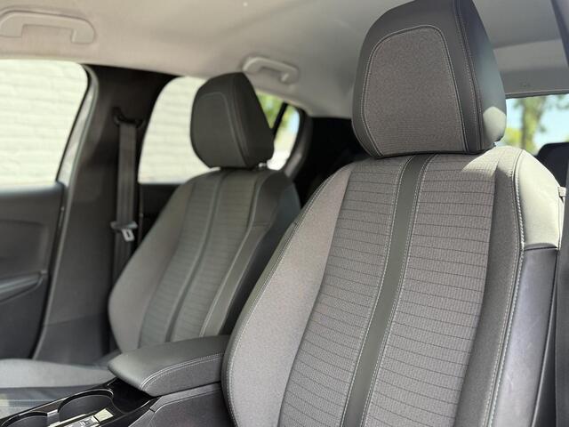 Peugeot 208 1.2 PureTech Allure l Virtual Cockpit l Camera l Navi l Carplay