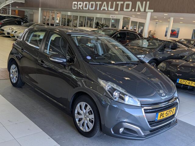 Peugeot 208 1.2 PureTech Blue Lion Trekhaak, Carplay, Airco