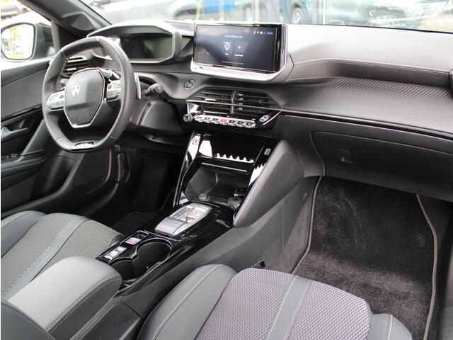 Peugeot 208 1.2 Hybrid 145 e-DCS6 GT | Navi / Camera / Climate
