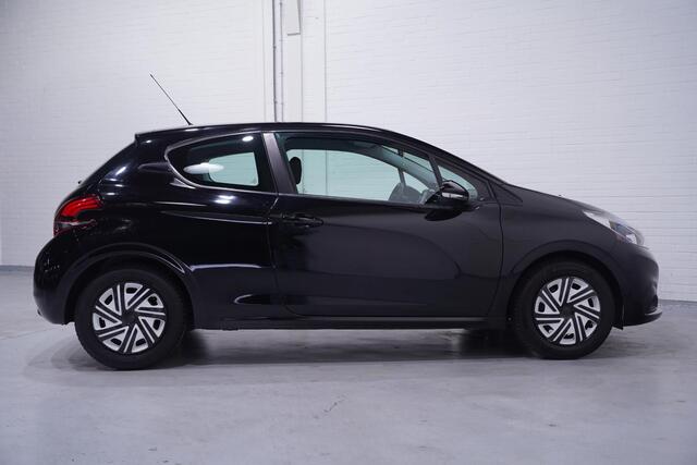 Peugeot 208 1.2 PureTech 75 Active Airco Apple-carplay mistlampen voor PDC achter cruise-controle Camera