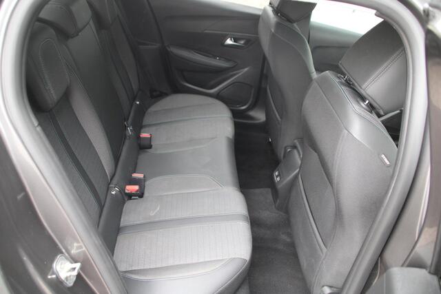 Peugeot 208 1.2 PureTech 100pk Allure Airco Carplay Parkeersensoren Zeer mooi