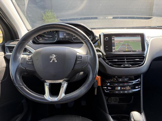 Peugeot 208 1.2 PureTech Allure 2e Eigenaar,Dealer Onderhouden,Carplay,Trekhaak,Navi,Clima,Cruise,Pdc,Lm velgen,5 Deurs,N.A.P,Nieuwe Apk bij Aflevering