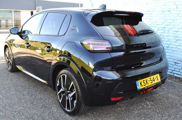 Peugeot 208 1.2 Hybr GT Pano key-l cam v+a resb