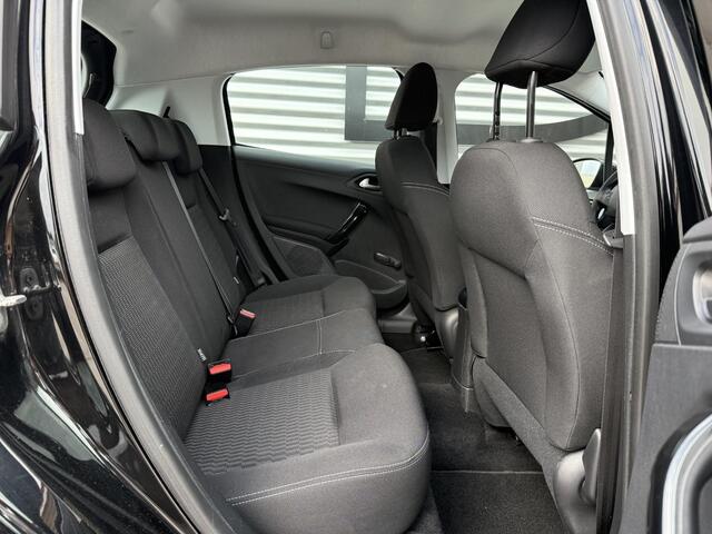 Peugeot 208 1.2 PureTech Blue Lion Navi|Airco|Cruise|Carplay|Elek Ramen|LM Velgen|PDC|N.A.P|Nieuwe APK bij aflevering