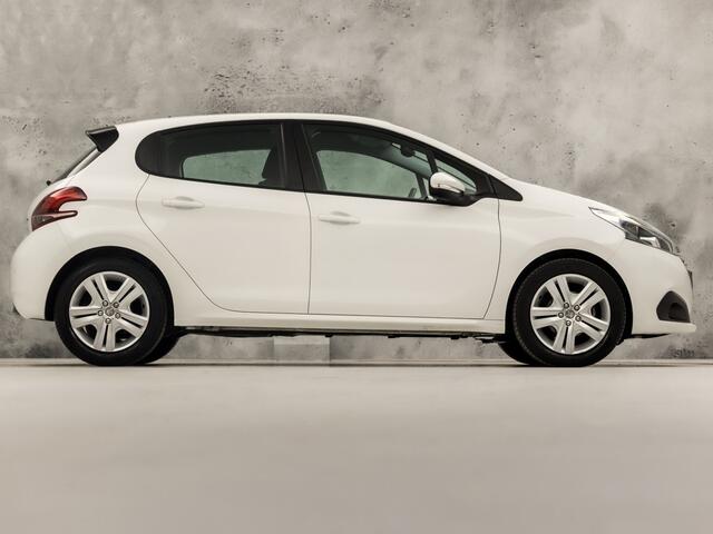 Peugeot 208 1.2 PureTech Signature (APPLE CARPLAY, NAVIGATIE, 1e EIGENAAR, PARKEERSENSOREN, SPORTSTOELEN, CRUISE, LM VELGEN, ELEK PAKKET, NIEUWSTAAT)