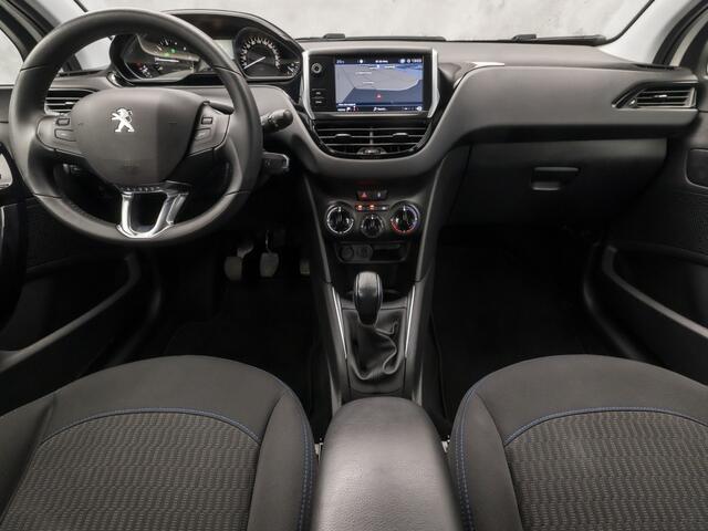 Peugeot 208 1.2 PureTech Signature (APPLE CARPLAY, NAVIGATIE, 1e EIGENAAR, PARKEERSENSOREN, SPORTSTOELEN, CRUISE, LM VELGEN, ELEK PAKKET, NIEUWSTAAT)