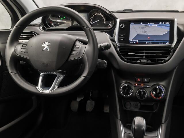 Peugeot 208 1.2 PureTech Signature (APPLE CARPLAY, NAVIGATIE, 1e EIGENAAR, PARKEERSENSOREN, SPORTSTOELEN, CRUISE, LM VELGEN, ELEK PAKKET, NIEUWSTAAT)