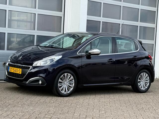 Peugeot 208 1.2 Puretech 82Pk Blue Lease Executive Navi Pdc Clima Cruise