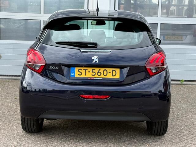 Peugeot 208 1.2 Puretech 82Pk Blue Lease Executive Navi Pdc Clima Cruise