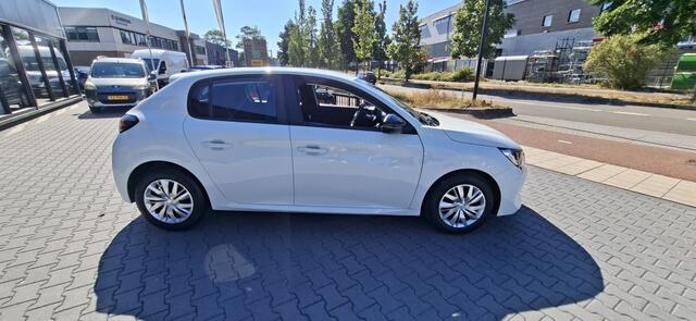 Peugeot 208 1.2 PureTech Active navigatie airco