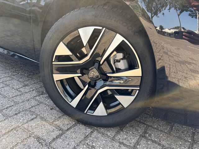 Peugeot 208 1.2 Hybrid 100 e-DCS6 Aut. Allure Camera Navi Appl