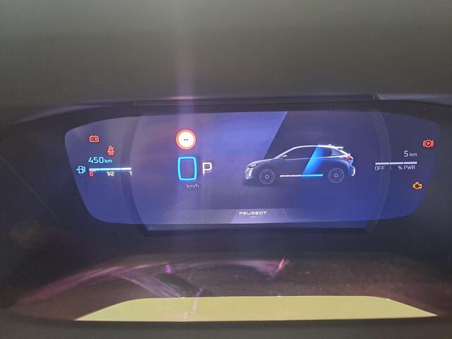 Peugeot 208 Hybrid 136 e-DCS6 GT
