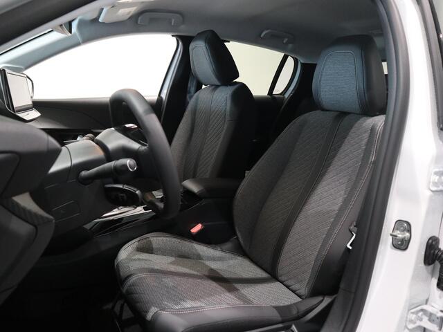Peugeot 208 Hybrid 110 e-DCS6 Allure NAVIGATIE - AUTOMAAT - VOORRAAD